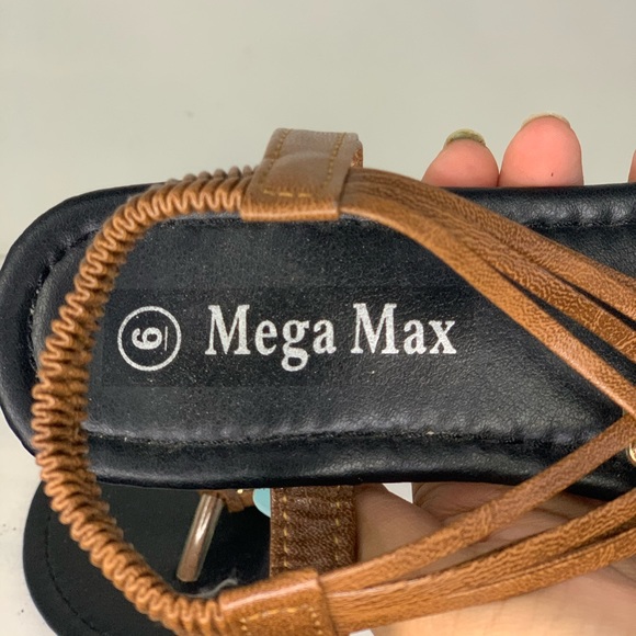 Brand new sandals . MAKE AN OFFER - Picture 3 of 4